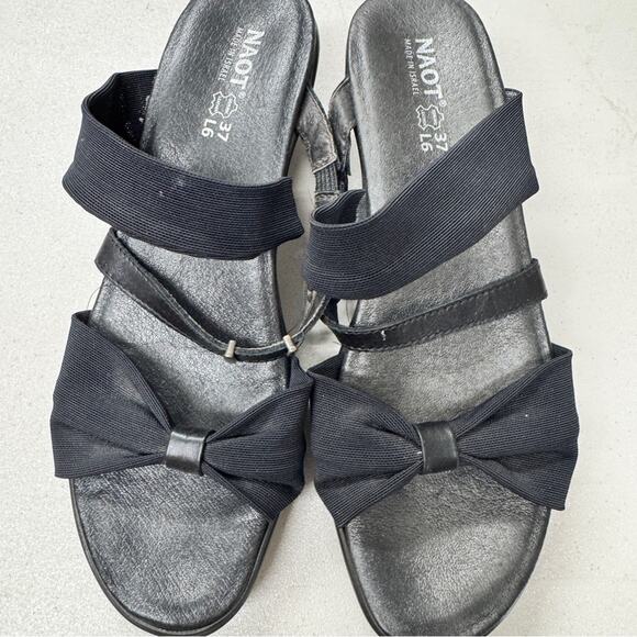 Naot Black Strappy Slid On Mule Sandals Womens 6 Leather Fabric Kitten Heels - Picture 3 of 8